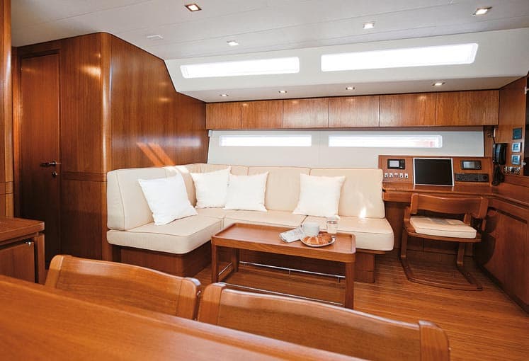 1986 Catalina 34 — photo 6