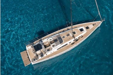 2018 Catalina 425 — photo 3