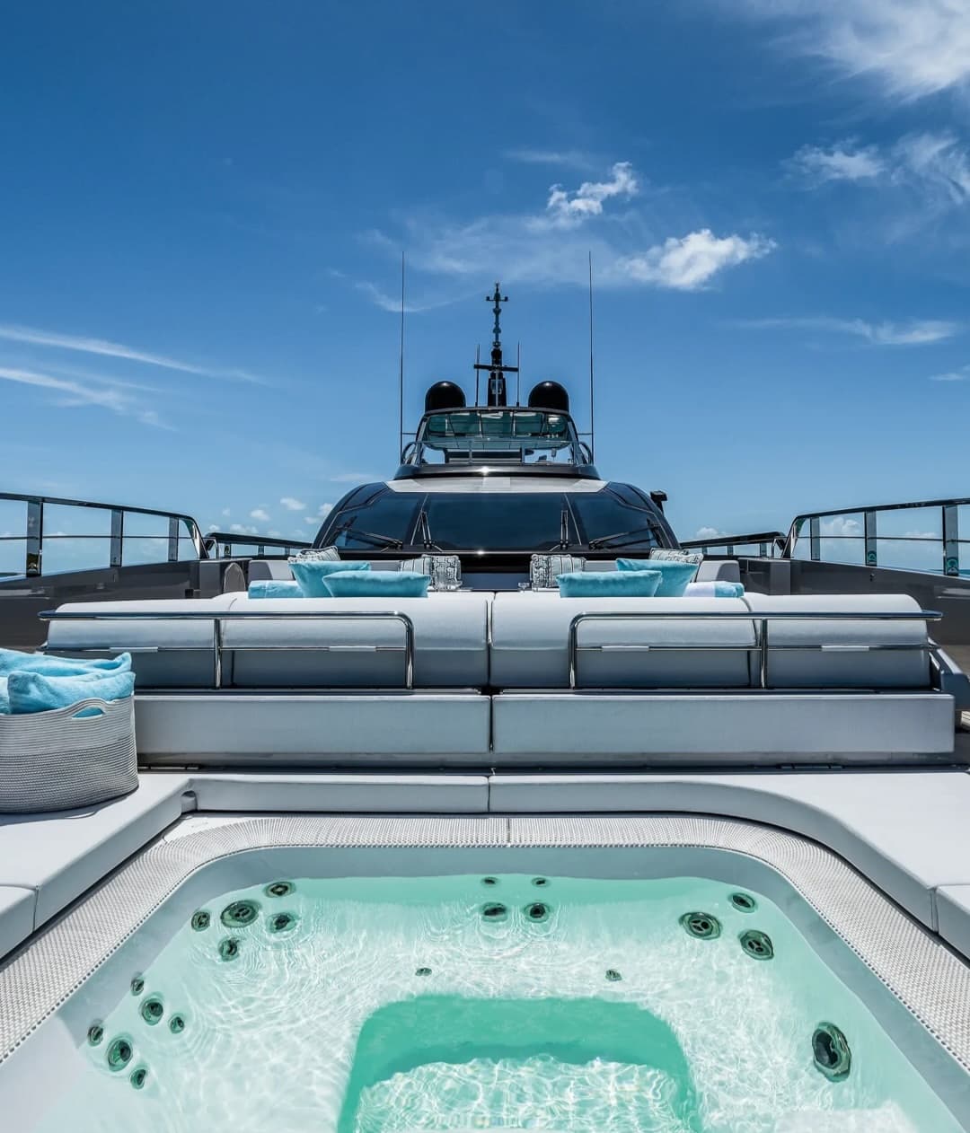 2023 JANUS NAVEM Riva 130’ Bellissima — photo 3