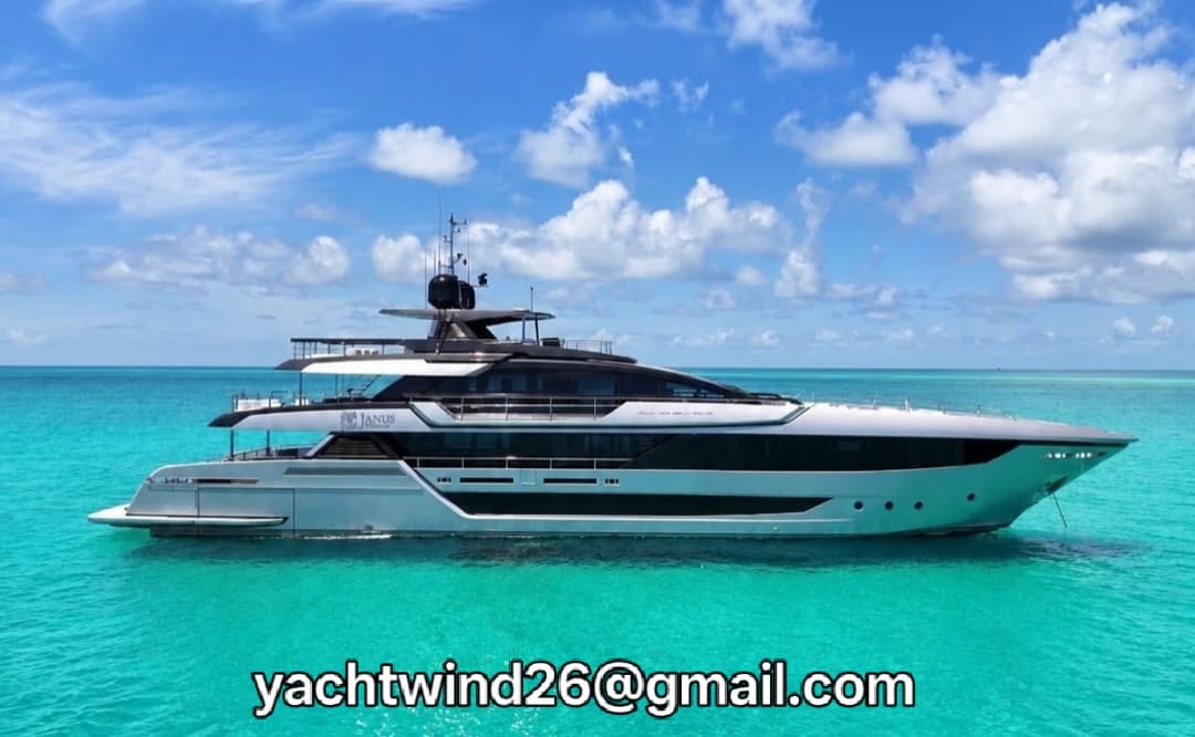 2023 JANUS NAVEM. Riva 130' Bellissima