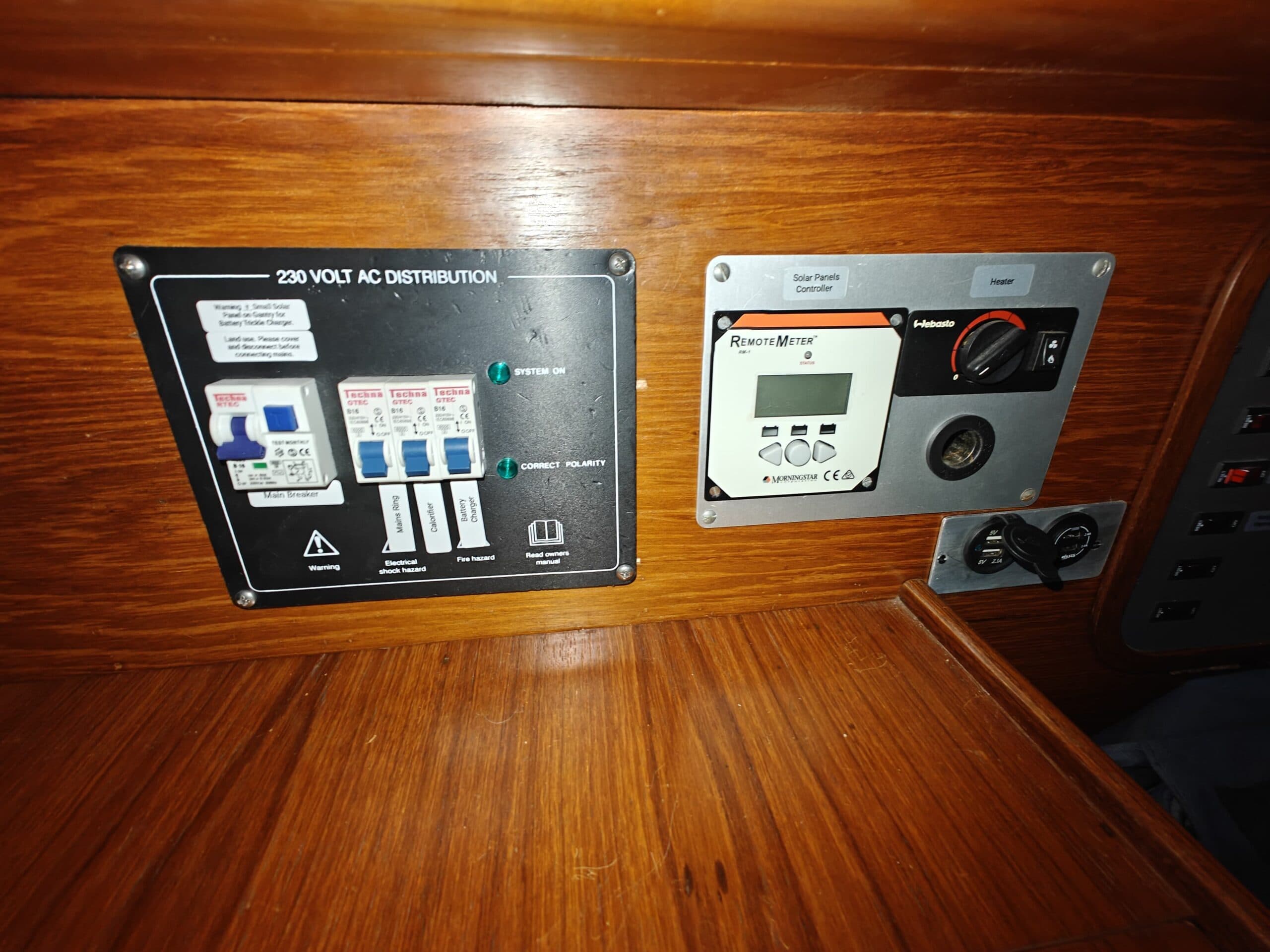1986 Beneteau First 405 — photo 7