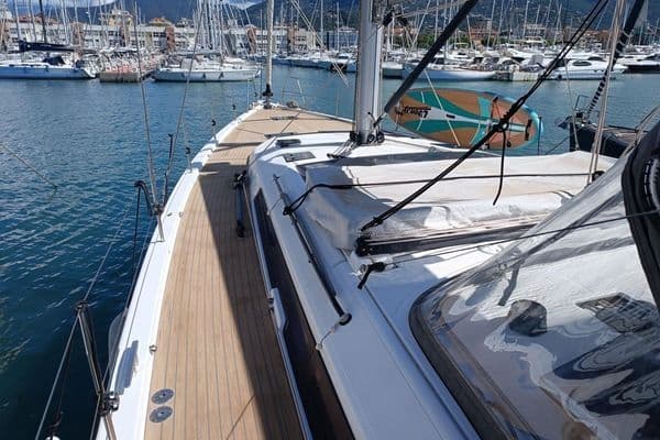 2021 Dufour Yachts Dufour 530 — photo 6