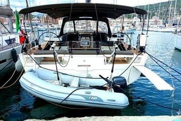 2021 Dufour Yachts 530 — photo 2