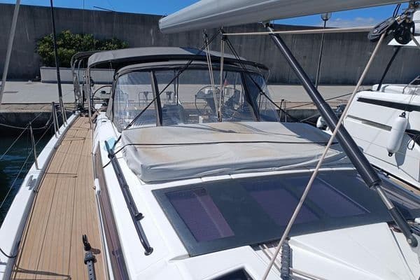 2021 Dufour Yachts 530 — photo 7