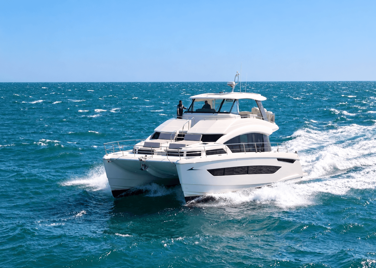 2022 AQUILA 54 yacht