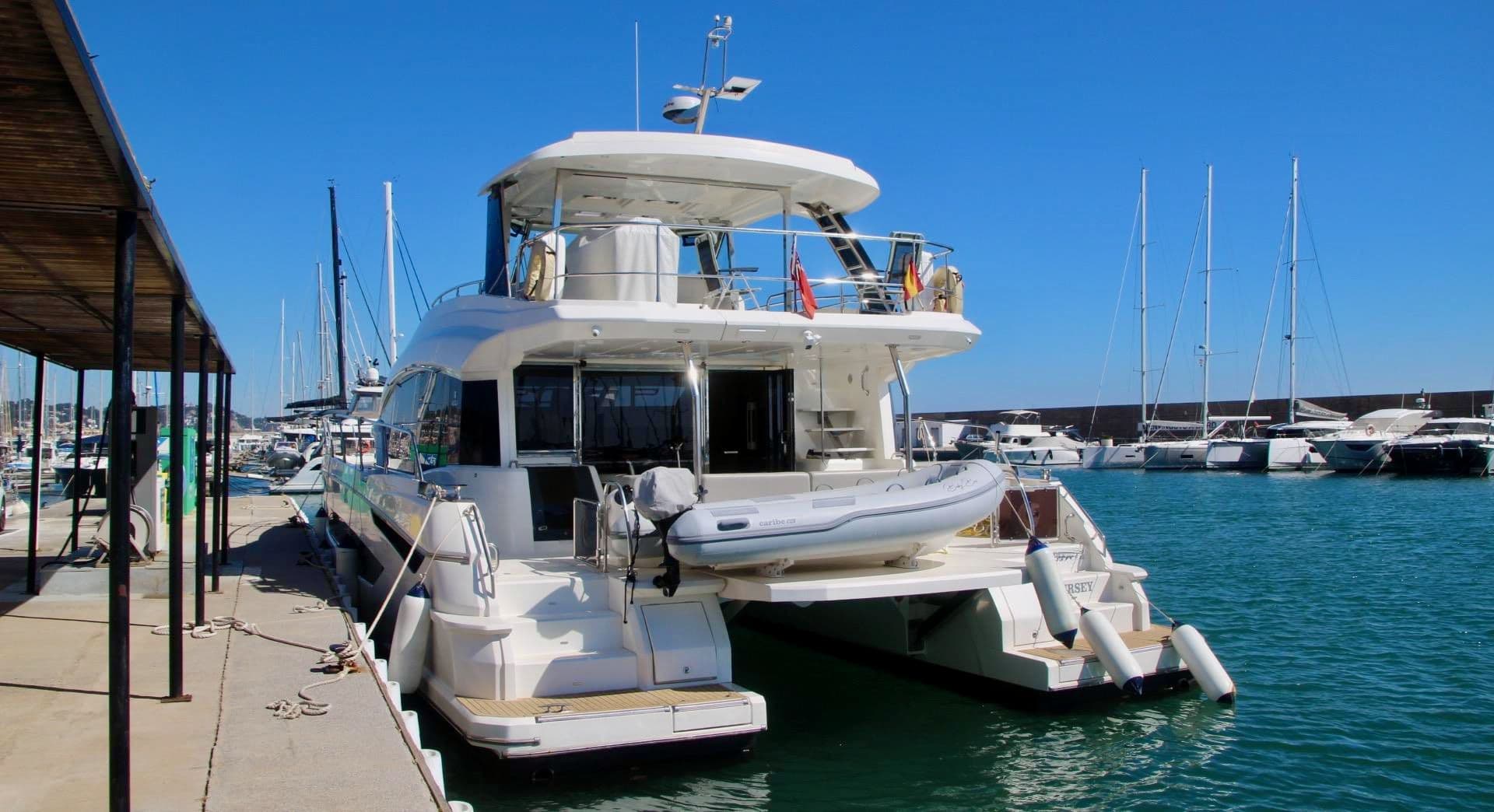 2022 AQUILA 54 yacht — photo 3