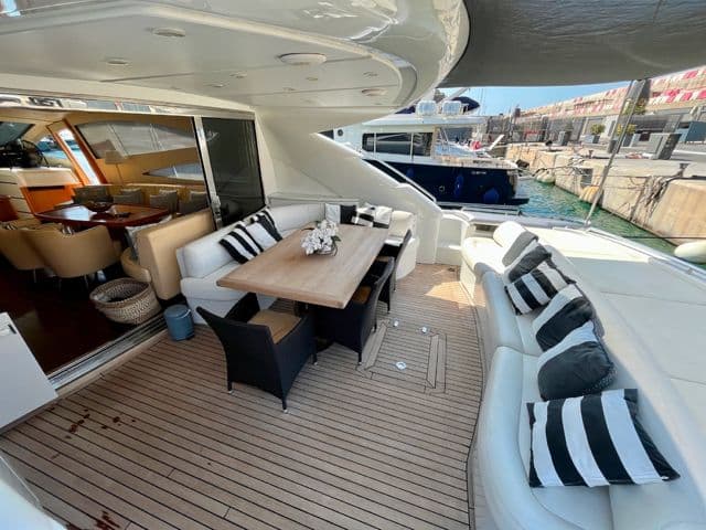 2005 Pershing 76 — photo 7