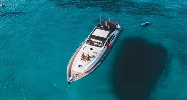 2005 Pershing 76 — photo 2