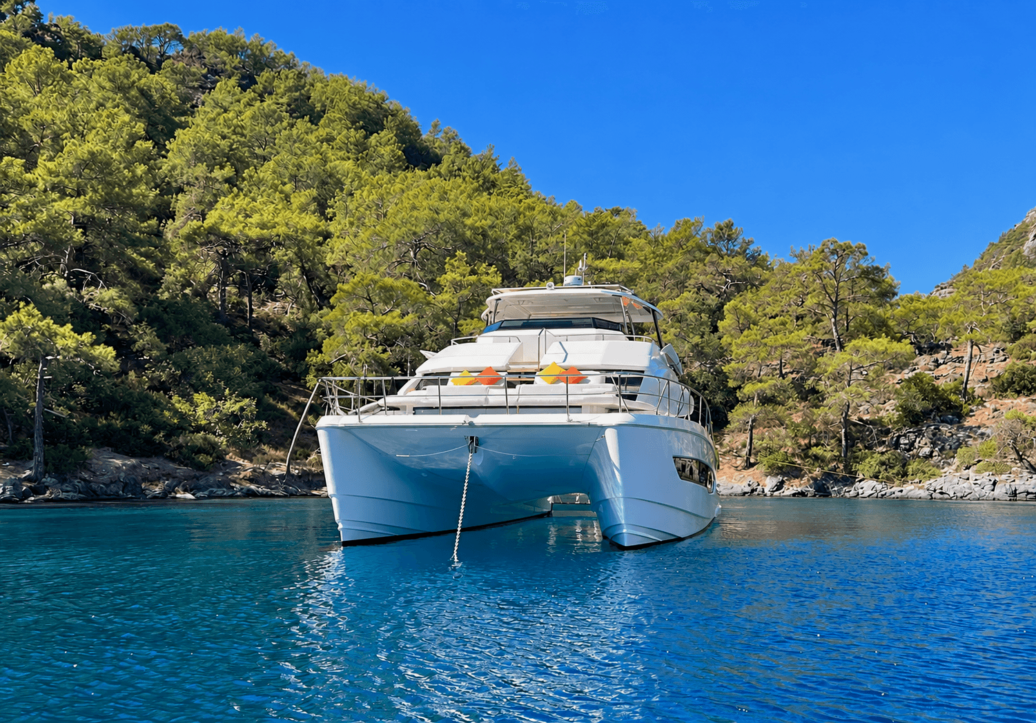 2021 AQUILA 54 yacht