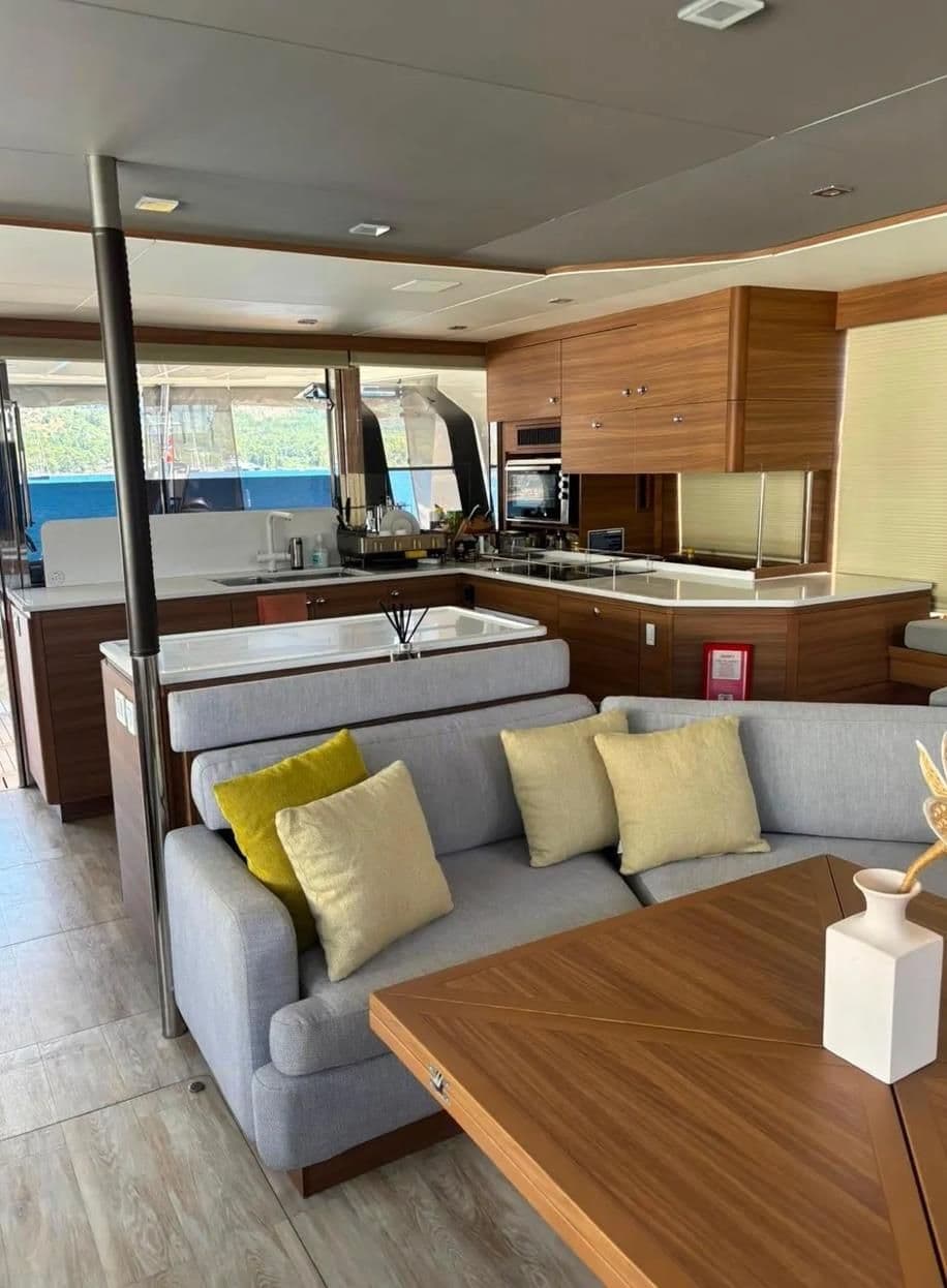 2021 AQUILA 54 yacht — photo 5