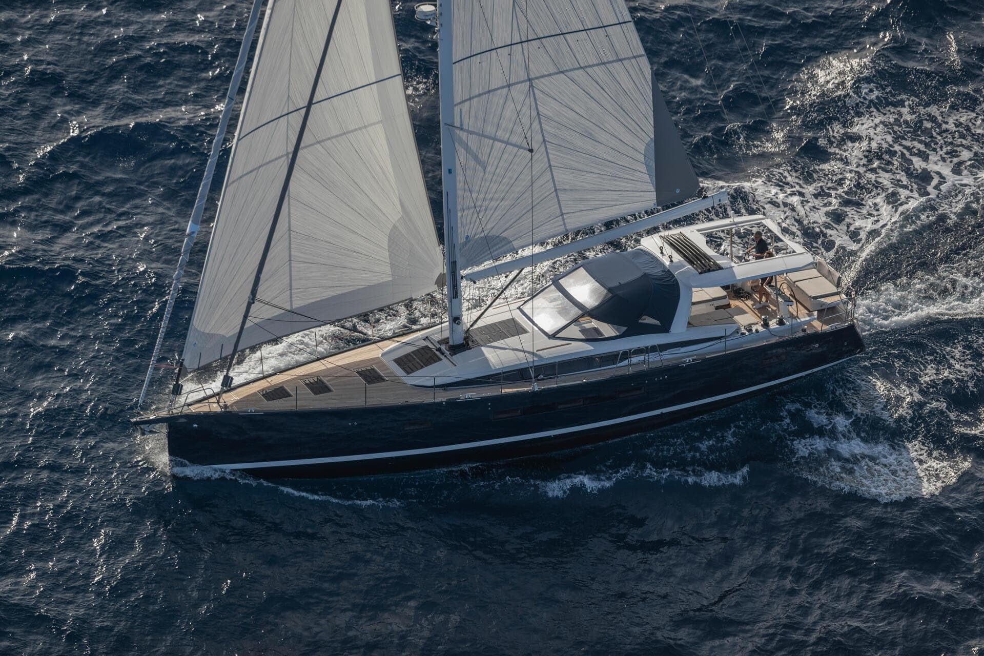 2022 Jeanneau Yacht 65 — photo 2