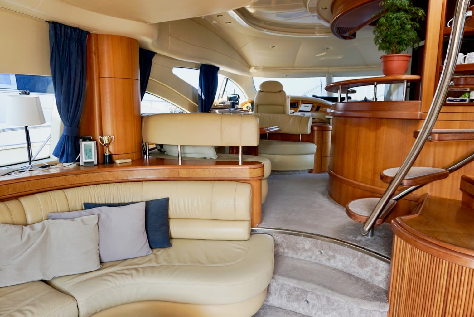 2007 Azimut 68 — photo 5