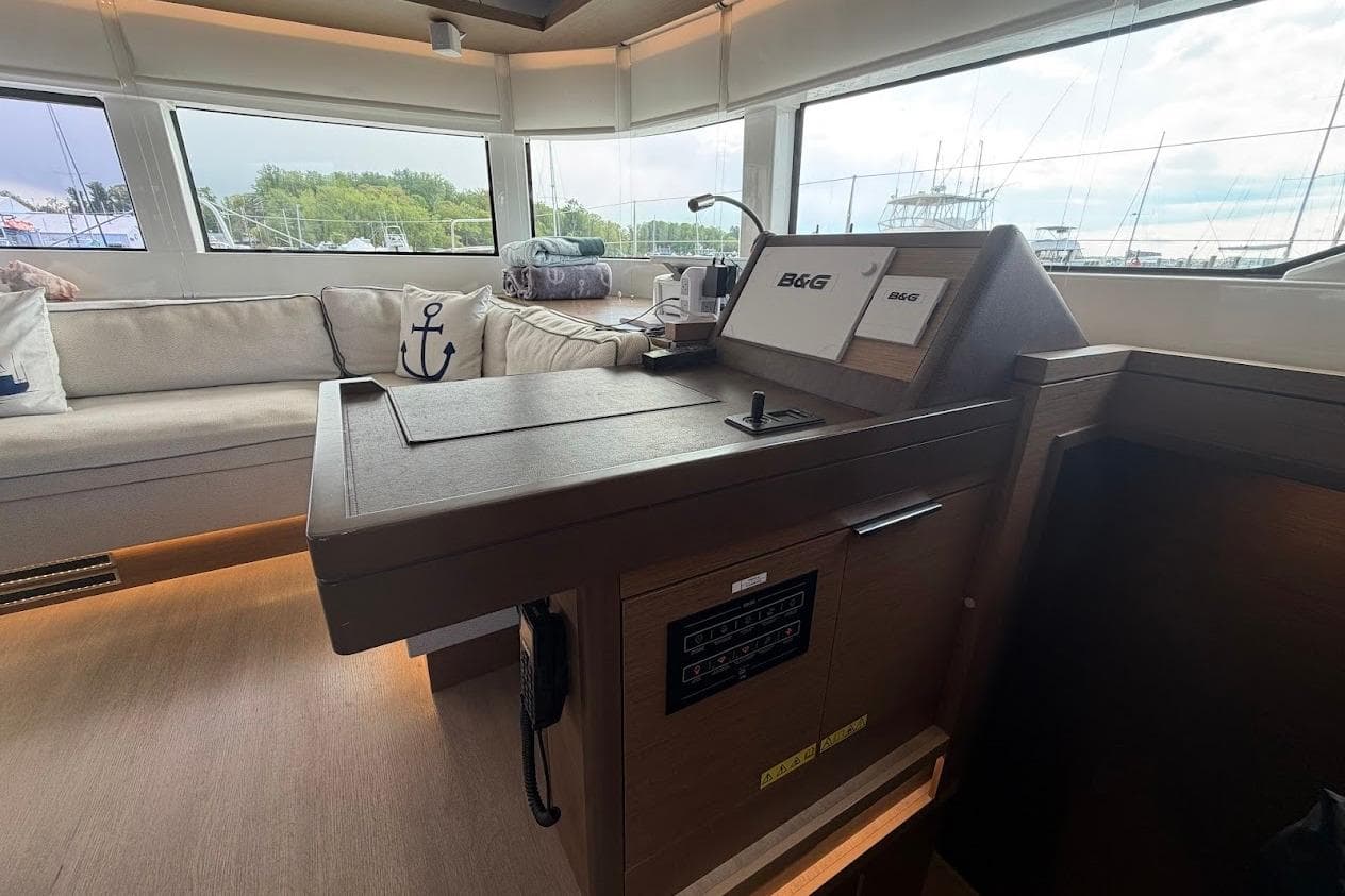 2021 Lagoon 50 "Trade Winds" — photo 6