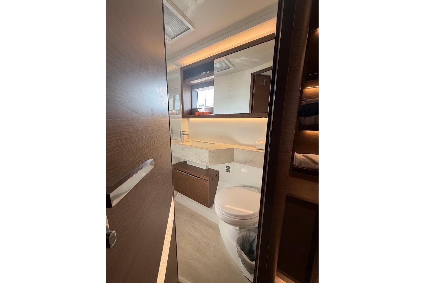 2021 Lagoon 50 "Trade Winds" — photo 7